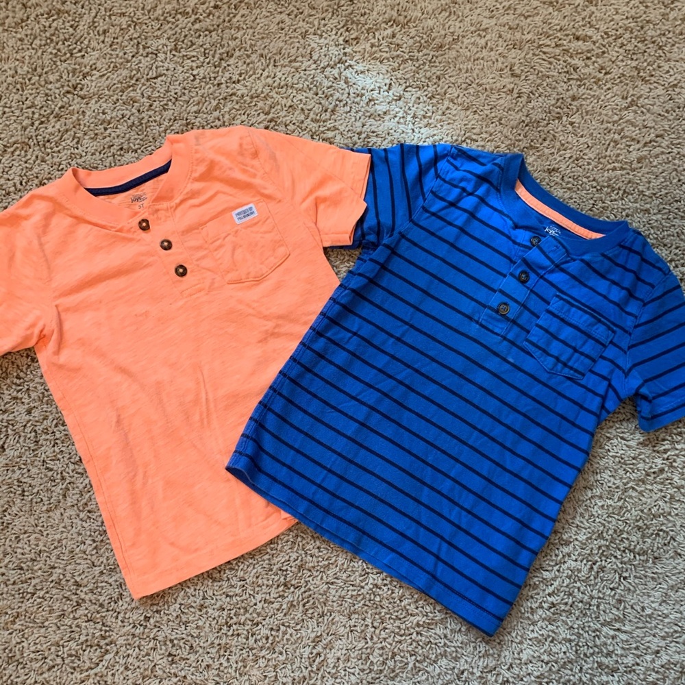 Carter’s Boy (5T) 3 button up daily wear shirts